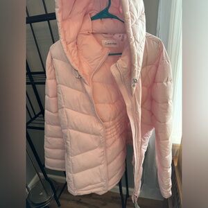 NWT Light Pink Women’s Calvin Klein Puffer Coat!
